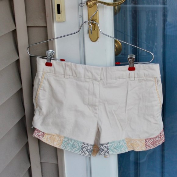 Artisan Ny Pants - Embroidered Khaki Shorts Size 4